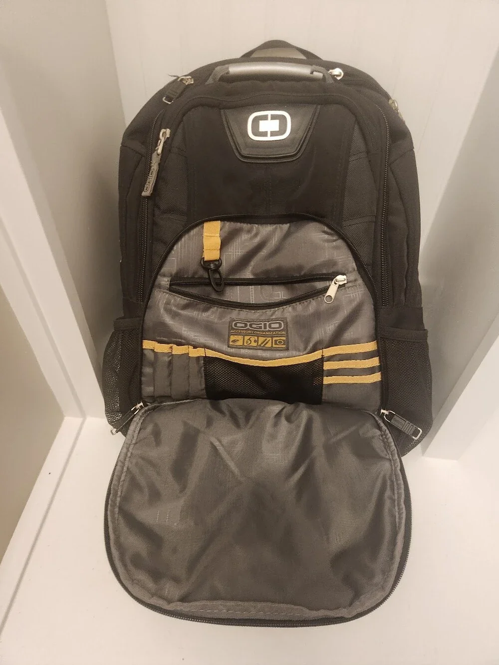 OGIO Black Men's Organizer Backpack with Silver Accents